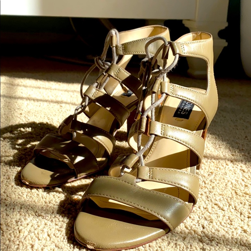 Leather Strappy Heel